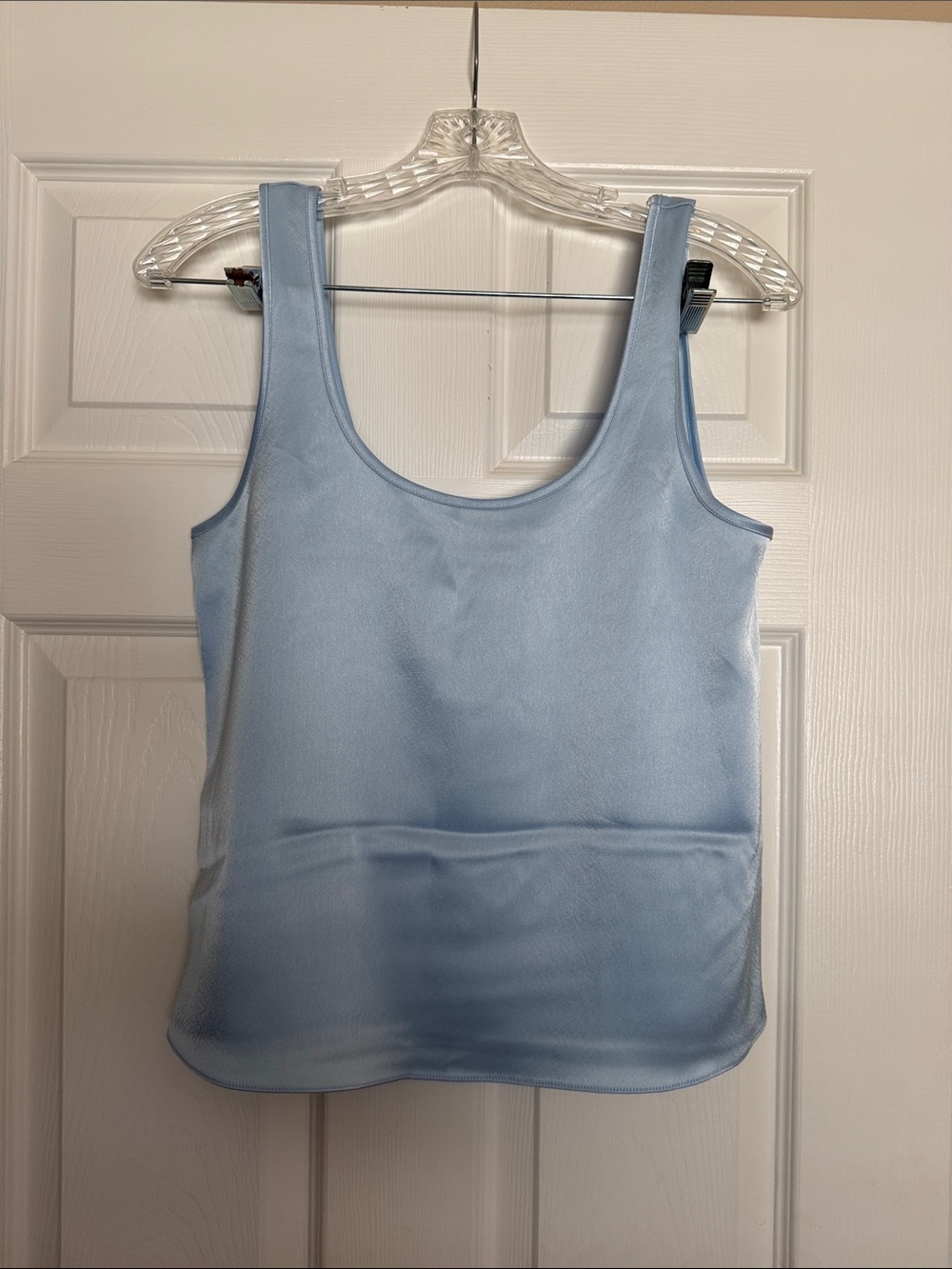 Aritzia Babaton Glimmer Edgewater Satin Top XS